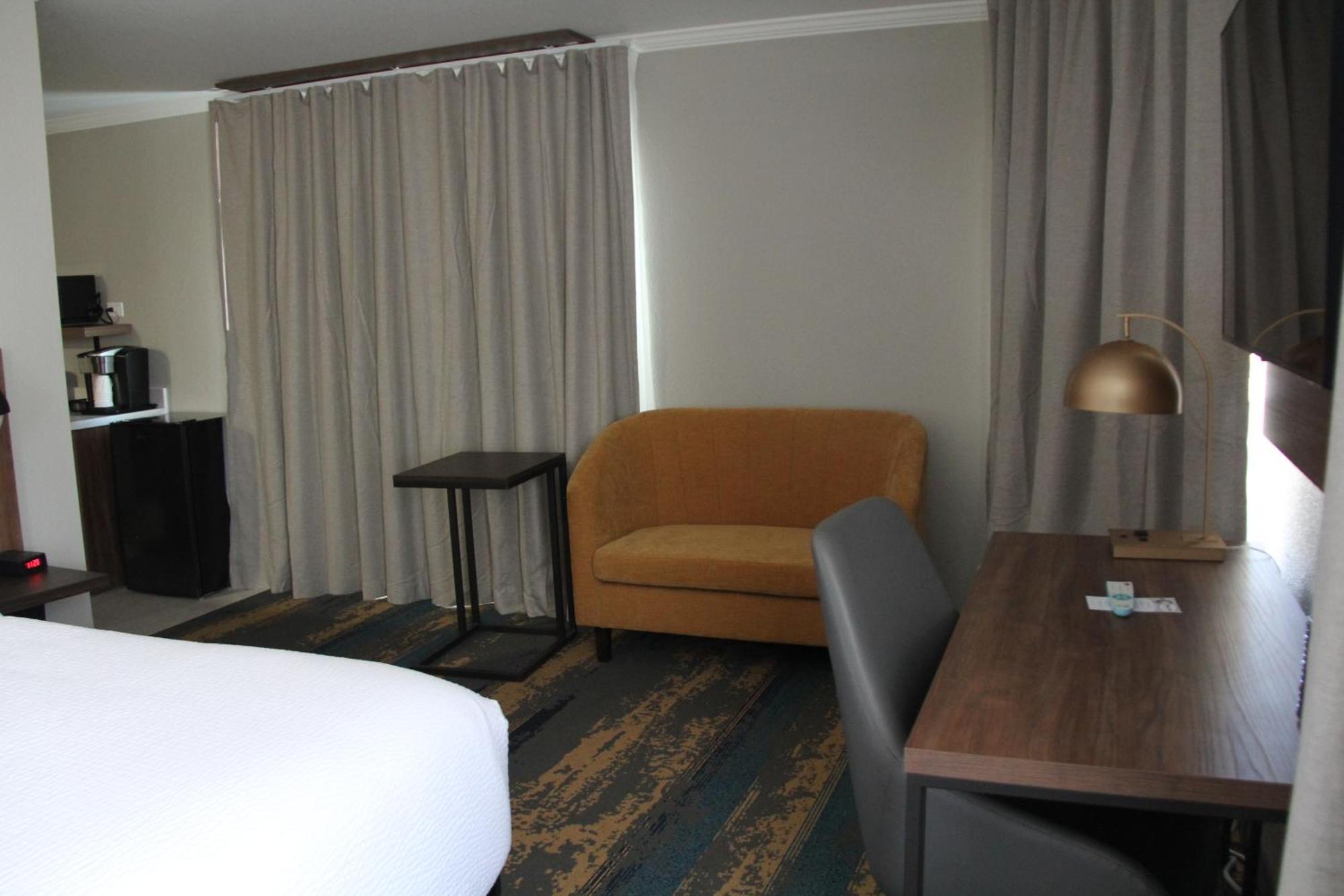 La Quinta Inn & Suites By Wyndham Yakima Downtown מראה חיצוני תמונה