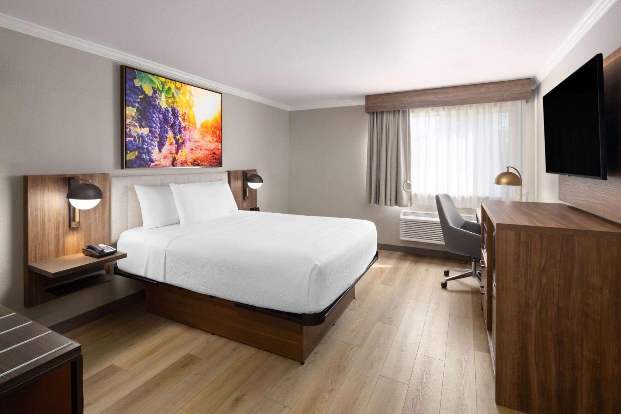 La Quinta Inn & Suites By Wyndham Yakima Downtown מראה חיצוני תמונה