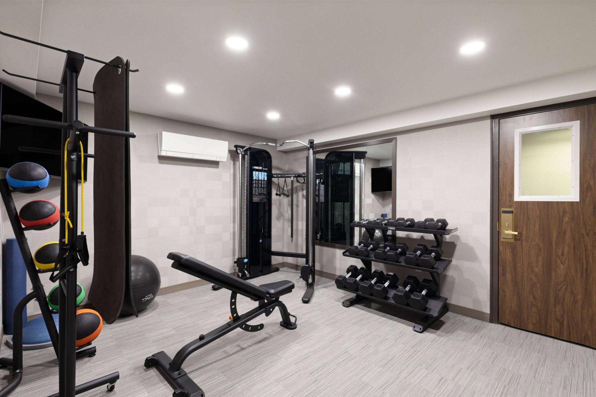La Quinta Inn & Suites By Wyndham Yakima Downtown מראה חיצוני תמונה